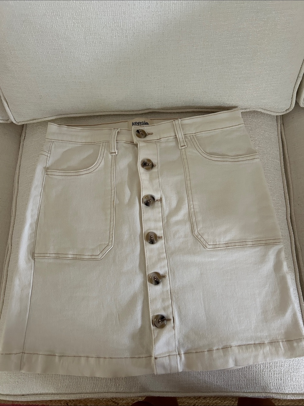 Kensie Cream Button-Front Mini Skirt with Patch Pockets